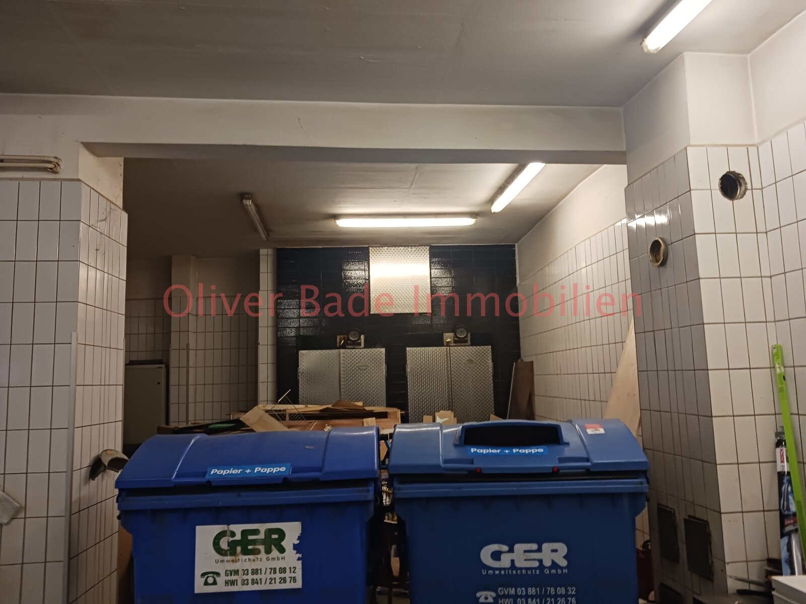 Hinterhaus mit alte Räucheröfen Hinterhaus mit alte Räucheröfen
